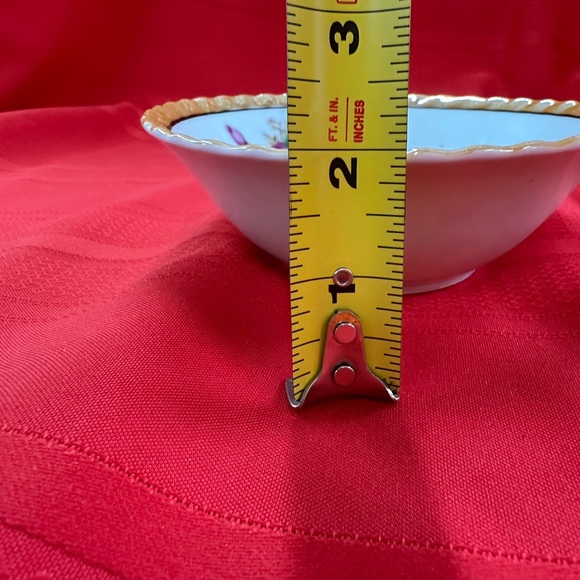 Vintage Floral Gold Rimmed Bowl, made in Japan. - Picture 4 of 6